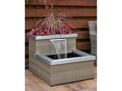 AcquaArte Brunnenpumpe|Gartenbrunnen|Terrassenbrunnen-Set Aveiro 66 cm x 100 cm x 78 cm LED Polyrattan