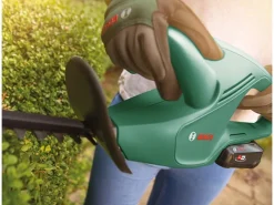 Bosch Heckenscheren|18 V Akku-Heckenschere EasyHedgeCut 18-45 inkl. Akku & Ladegerät