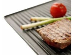 Universal-Grillplatte 38 cm x 39 cm*Char-Broil New