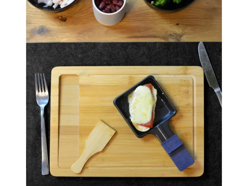 Raclettebrett mit Spachtel für 4 Personen 30 x 22 cm aus Bambus*DuneDesign Outlet