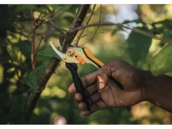 Fiskars Gartenscheren|Baumscheren|Bypass-Gartenschere Solid P331 Metall