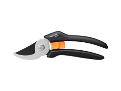 Bypass-Gartenschere Solid P121*Fiskars Best