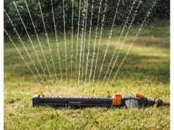 Viereckregner Oszillierender Sprinkler On/Off*Fiskars Clearance