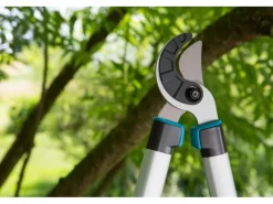 Astschere EasyCut 680 A Amboss-Schneideprinzip 40 mm Schnittstärke*Gardena Sale