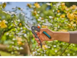 Gartenschere PremiumCut Flex Bypass Gartenschere für Grünholz 24 mm*Gardena Discount