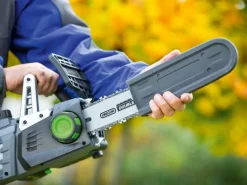 LUX-TOOLS Kettensägen|LUX Akku-Kettensägen-Set A-KS-20/25 inkl. Schnellladegerät