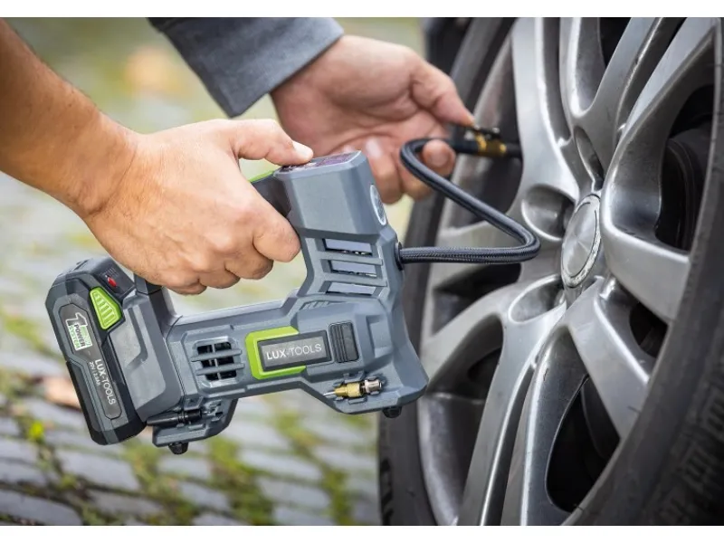 LUX-TOOLS Sportgeräte|Campingzubehör|LUX Akku-Kompressor 1PowerSystem A-LP-20 Solo