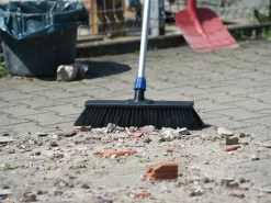 LUX-TOOLS Besen|LUX Straßenbesen Professional 2in1 Elaston mit Stiel