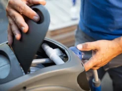 LUX-TOOLS Gartenschlauchwagen|Wandschlauchbox-Set 12 m mit Schlauch