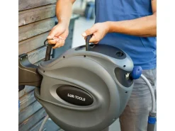 LUX-TOOLS Gartenschlauchwagen|Wandschlauchbox-Set 20 m mit Schlauch