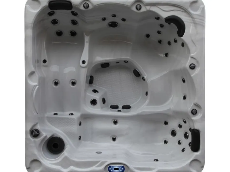 Nordlys Outdoor Whirlpools|Ganzjahres-Whirlpool Coral / 2 Liegen / 3 Sitzflächen