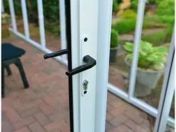 Palram - Canopia Outdoor Whirlpools|Gewächshaus Weiß 14,6 m² inkl. Fundamentrahmen