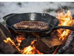 Petromax Grillzubehör|Grillpfanne Gusseisen mit Stiel 30cm