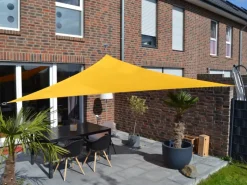 Polyester Sonnensegel mit Regenschutz Dreieck 360 cm Sonnengelb*Floracord Sale